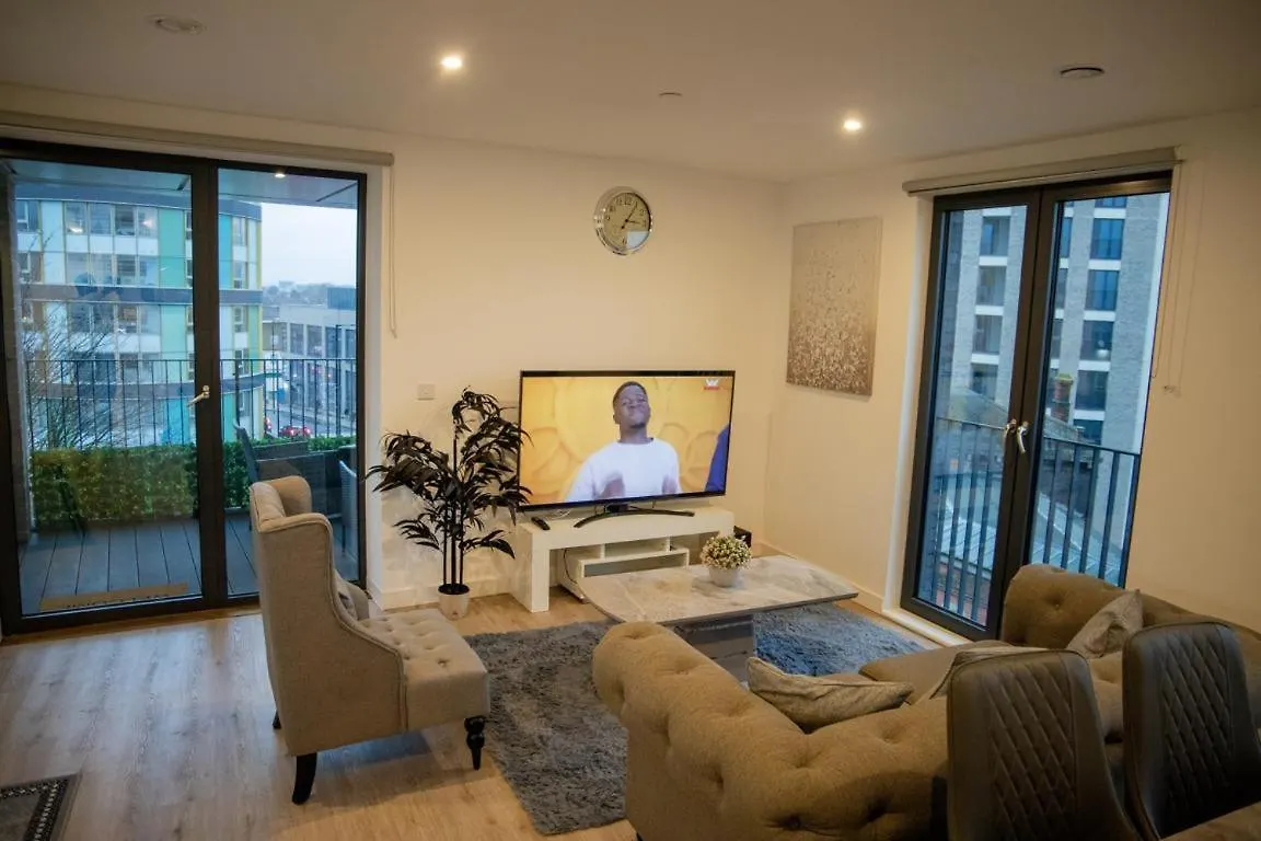Jgb 2-Bed Apartment In London